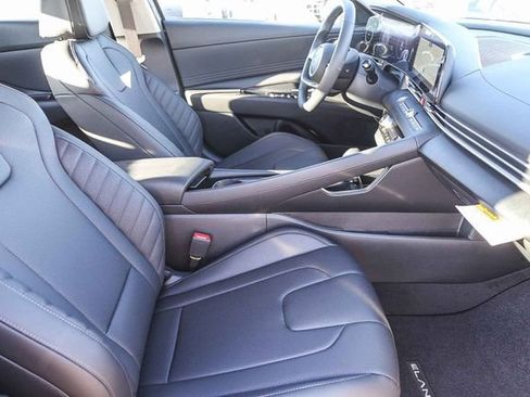 New 2026 Hyundai Elantra Limited FWD image 19