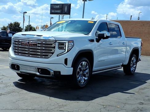 Used 2024 GMC Sierra 1500 Denali w/ Denali Reserve Package image 3