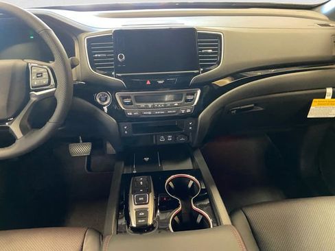 New 2026 Honda Ridgeline Black Edition image 11