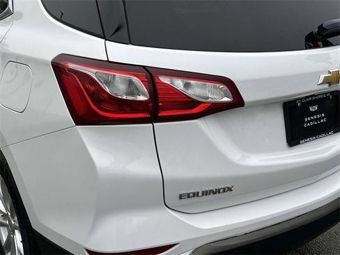Used 2019 Chevrolet Equinox LT image 39