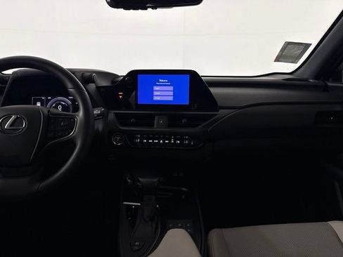 Used 2024 Lexus UX 250h FWD w/ Premium Package image 34