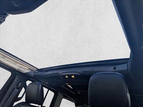 Used 2024 Jeep Wrangler Unlimited Rubicon image 18