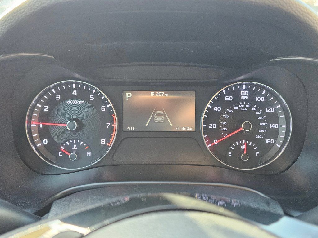 Used 2024 Kia Forte LXS FWD image 20