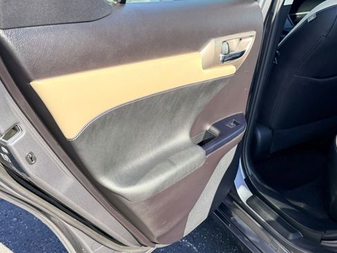 Used 2017 Lexus CT 200h image 17