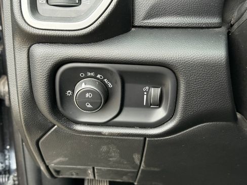 Used 2024 RAM 2500 Big Horn image 18