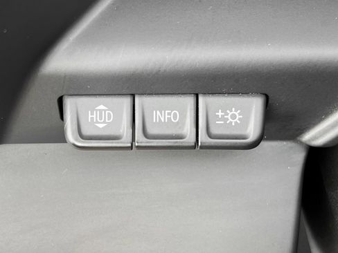 Used 2024 GMC Sierra 2500 Denali w/ Denali Reserve Package image 9