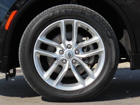 Certified 2023 Dodge Durango GT image 12