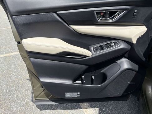 Used 2022 Subaru Ascent Limited w/ Technology Package AWD/4WD image 23