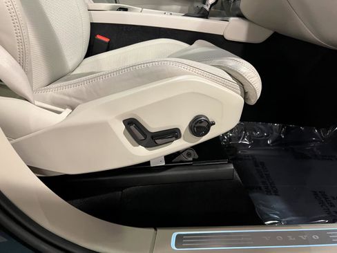 Used 2022 Volvo XC90 T6 Inscription image 41