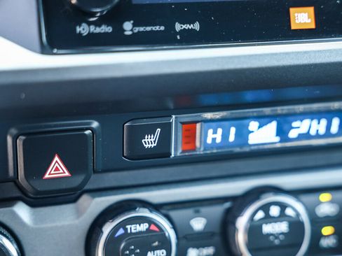 Certified 2019 Toyota Tacoma TRD Sport w/ TRD Premium Sport Package AWD/4WD image 16