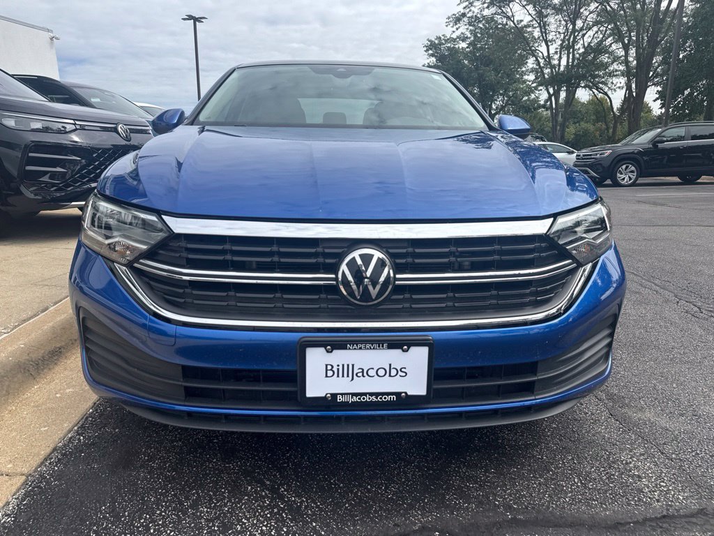 Used 2023 Volkswagen Jetta SE FWD image 8