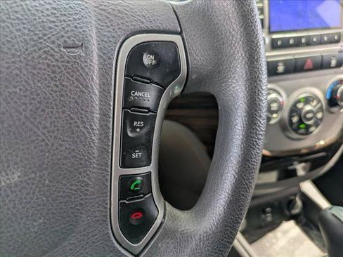 Used 2011 Hyundai Santa Fe GLS AWD/4WD image 11