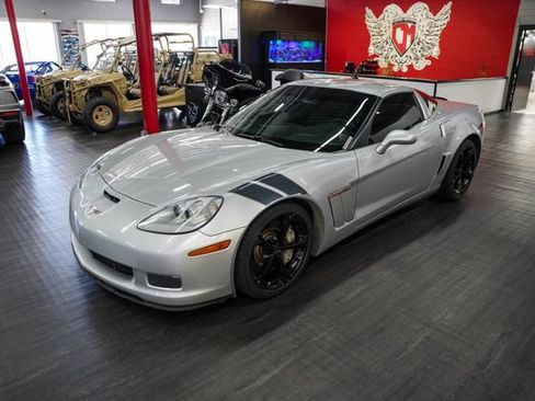 Used 2011 Chevrolet Corvette Grand Sport w/ Preferred Equipment Group RWD image 2