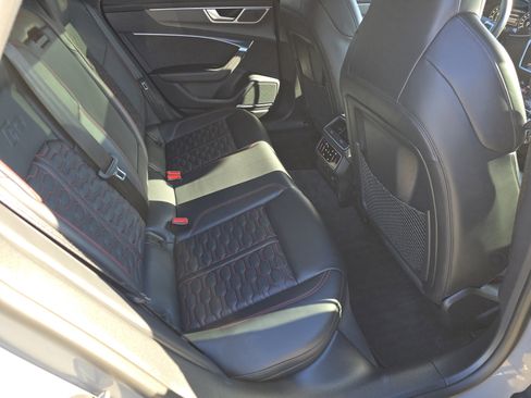 Used 2022 Audi RS 7 4.0T image 17