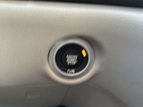 Used 2017 Chrysler Pacifica Touring-L Plus w/ Advanced Safetytec Group image 29