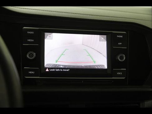 Used 2024 Volkswagen Jetta SE FWD image 12