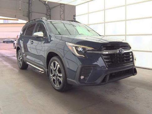 Used 2023 Subaru Ascent Limited w/ Technology Package AWD/4WD image 2