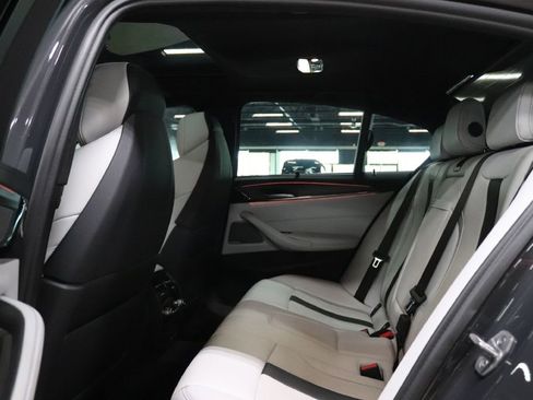 Used 2022 BMW M5 w/ Executive Package image 14