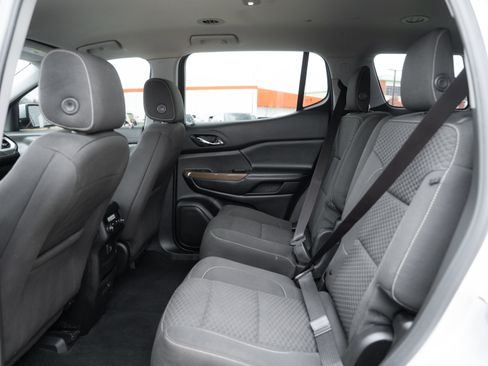 Used 2019 GMC Acadia SLE image 21