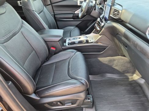 Used 2023 Ford Explorer ST w/ Equipment Group 401A AWD/4WD image 23