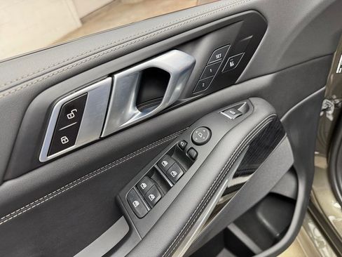 Certified 2024 BMW X5 xDrive40i w/ M Sport Package image 11