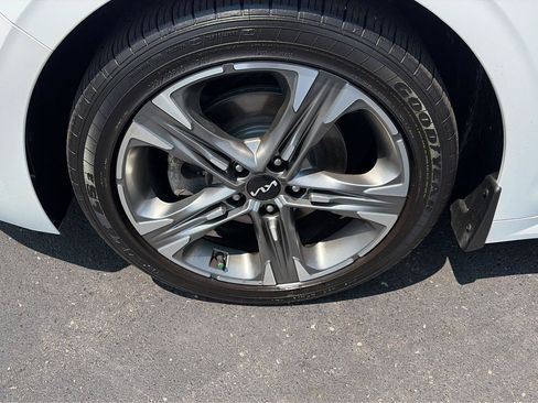 Used 2022 Kia K5 LXS AWD/4WD image 30