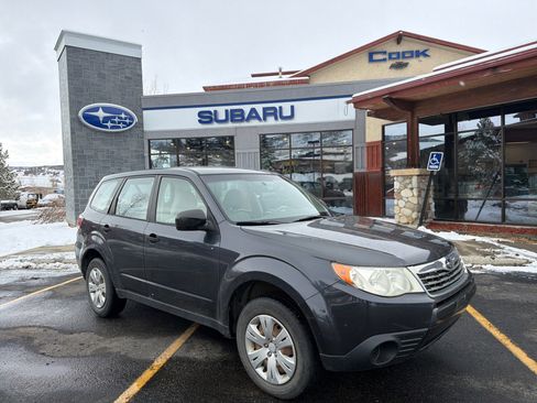 Used 2010 Subaru Forester 2.5X image 10