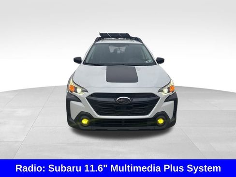 Used 2025 Subaru Outback Premium image 11