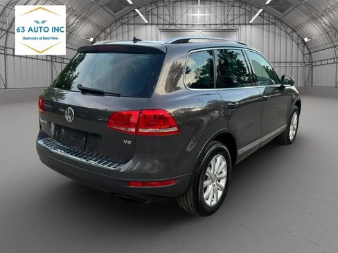 Used 2012 Volkswagen Touareg Sport AWD/4WD image 5