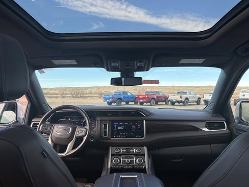 Used 2021 GMC Yukon Denali image 27