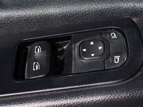 Used 2021 Mercedes-Benz Sprinter 1500 image 17