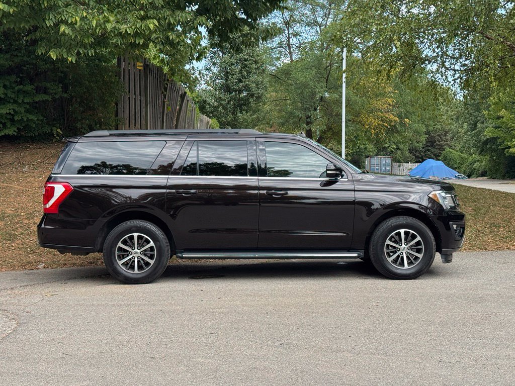 Used 2021 Ford Expedition Max XLT AWD/4WD image 4