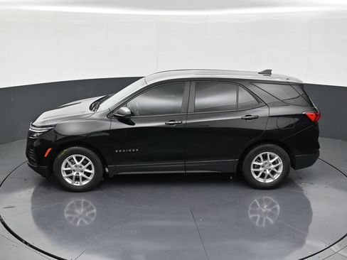 Used 2024 Chevrolet Equinox LS FWD image 12