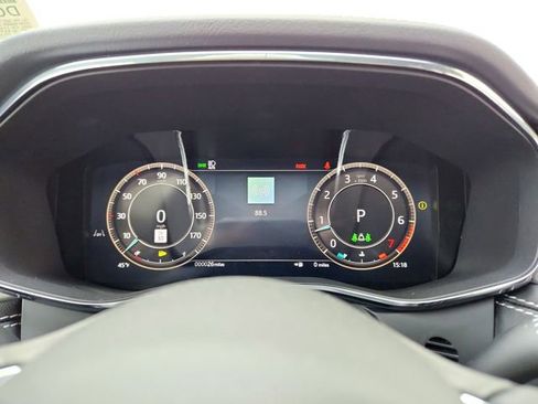 New 2026 Jaguar F-PACE R-Dynamic S image 23