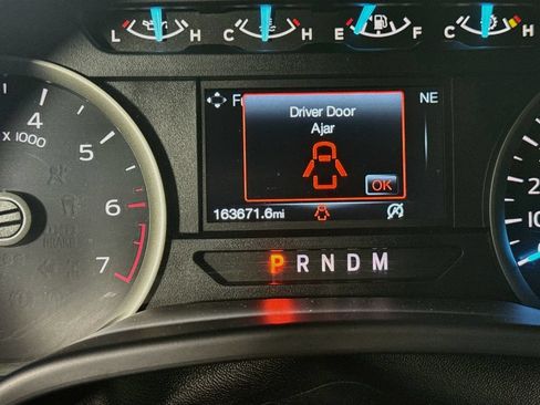 Used 2018 Ford F150 XLT w/ Trailer Tow Package AWD/4WD image 13