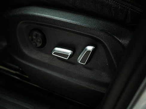 Used 2016 Audi Q5 2.0T Premium Plus image 16