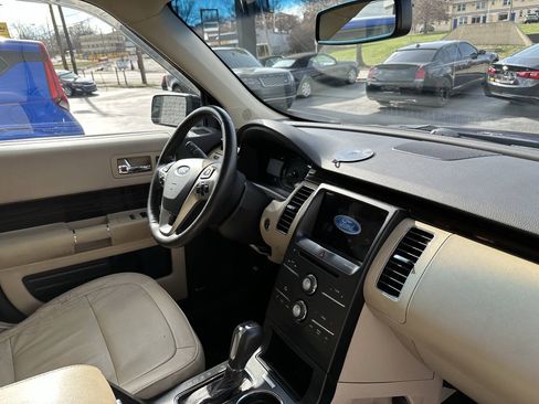 Used 2015 Ford Flex SEL w/ Equipment Group 202A AWD/4WD image 8