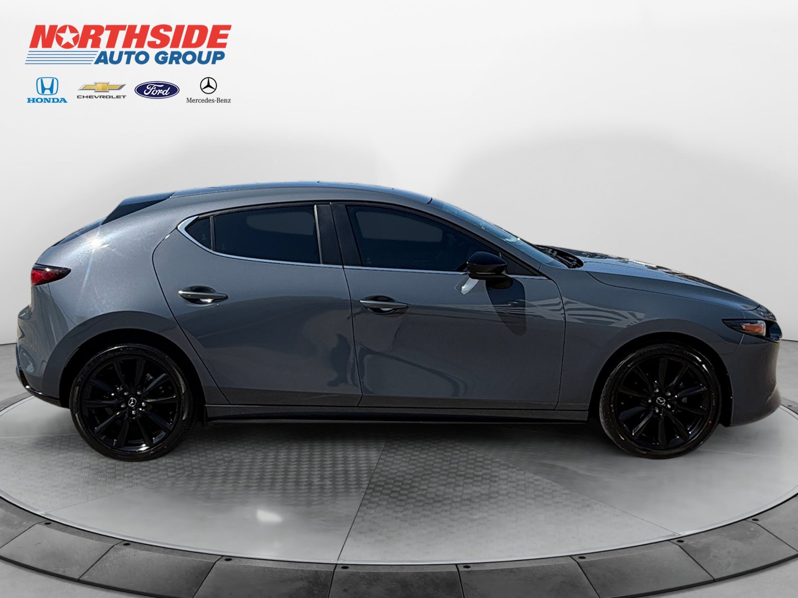 Used 2022 MAZDA MAZDA3 s FWD image 8