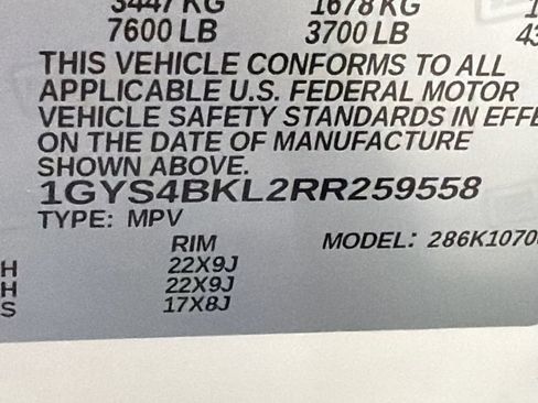Used 2024 Cadillac Escalade Premium Luxury AWD/4WD image 34