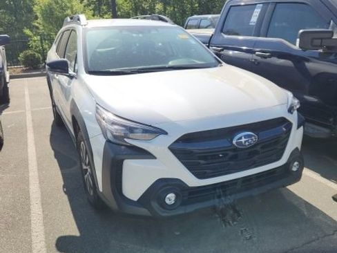 Used 2024 Subaru Outback Premium image 2