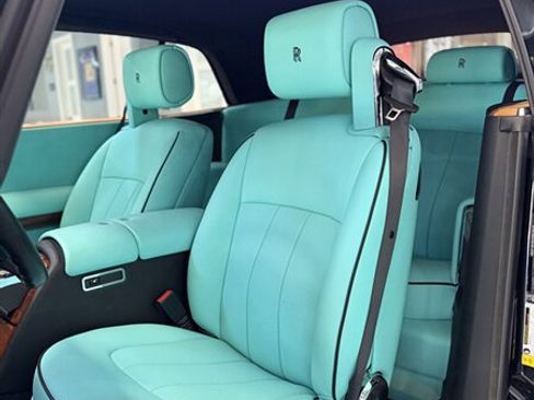Used 2013 Rolls-Royce Phantom Drophead Coupe RWD image 11