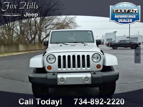 Used 2008 Jeep Wrangler Sahara w/ Dual Top Group AWD/4WD image 2