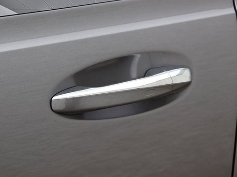 New 2025 Mercedes-Benz GLB 250 image 26