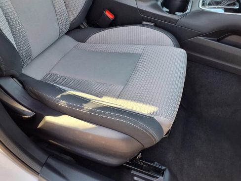 Certified 2025 Subaru Outback Premium AWD/4WD image 18