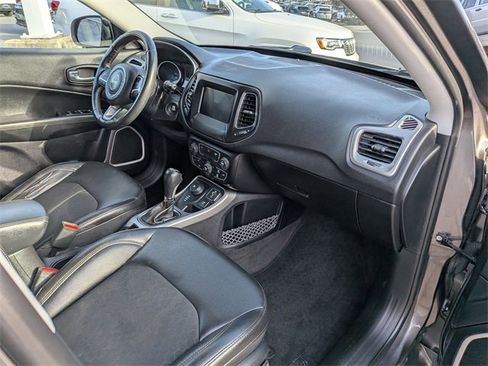 Used 2019 Jeep Compass Latitude w/ Cold Weather Group image 34