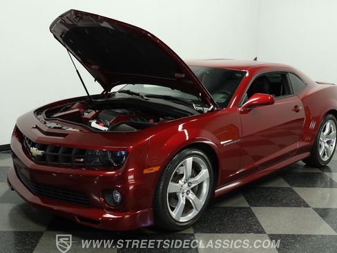 Used 2010 Chevrolet Camaro SS w/ RS Package image 29