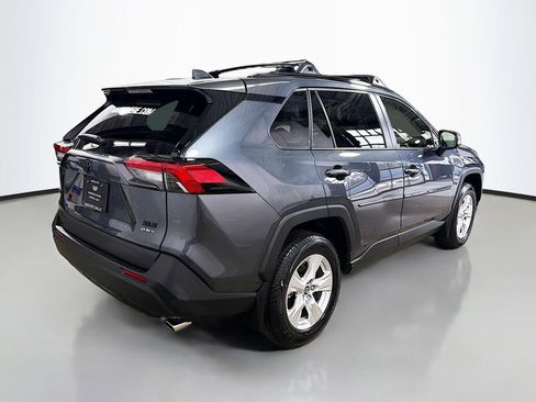 Used 2025 Toyota RAV4 XLE w/ Convenience Package AWD/4WD image 9