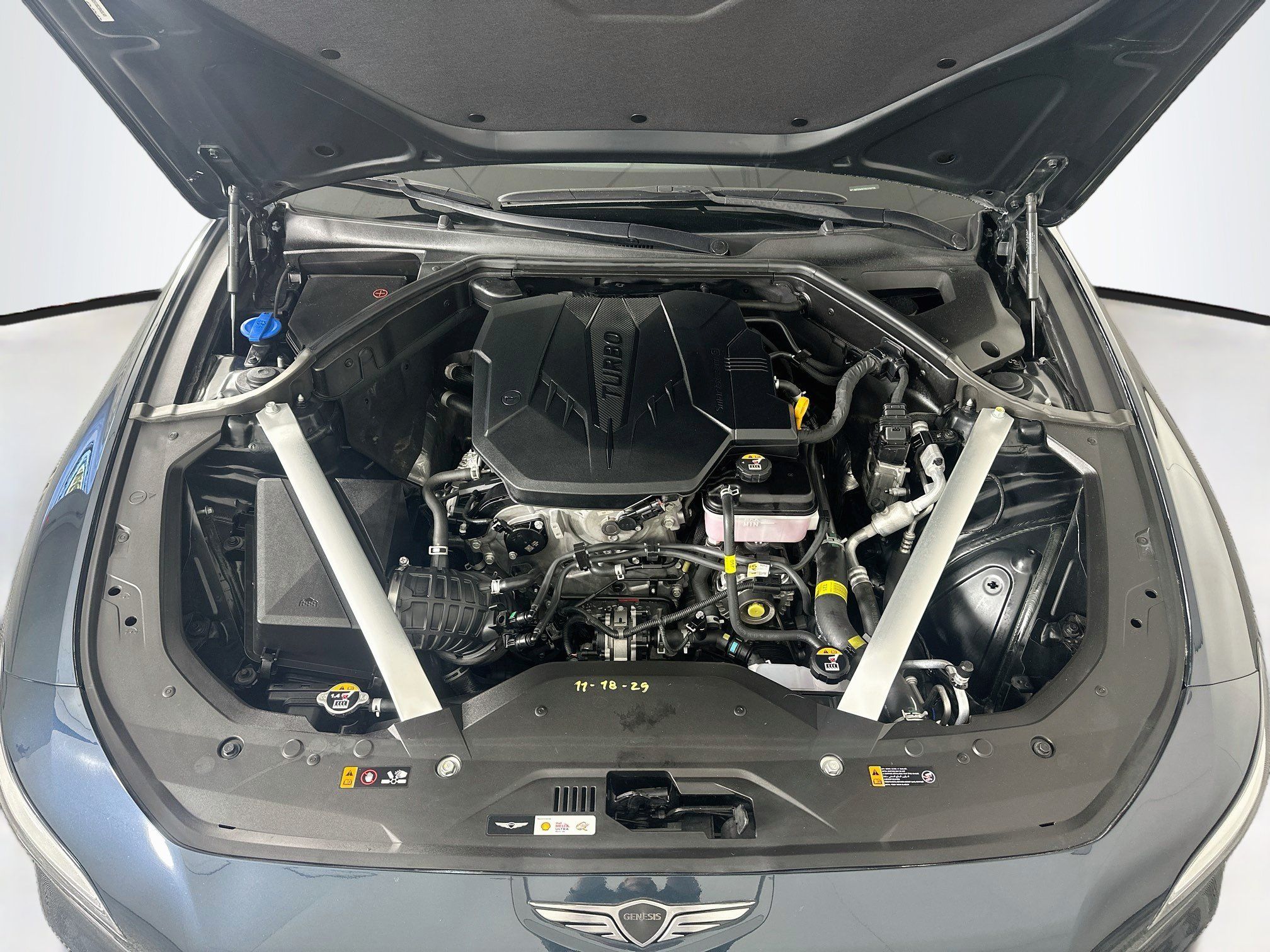 Used 2025 Genesis G70 2.5T AWD/4WD image 34
