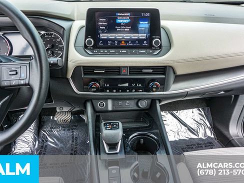 Used 2023 Nissan Rogue SV AWD/4WD image 37