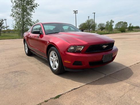 Used 2012 Ford Mustang Coupe image 24